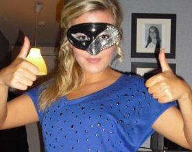 VeckoRevyn festar med Egoina