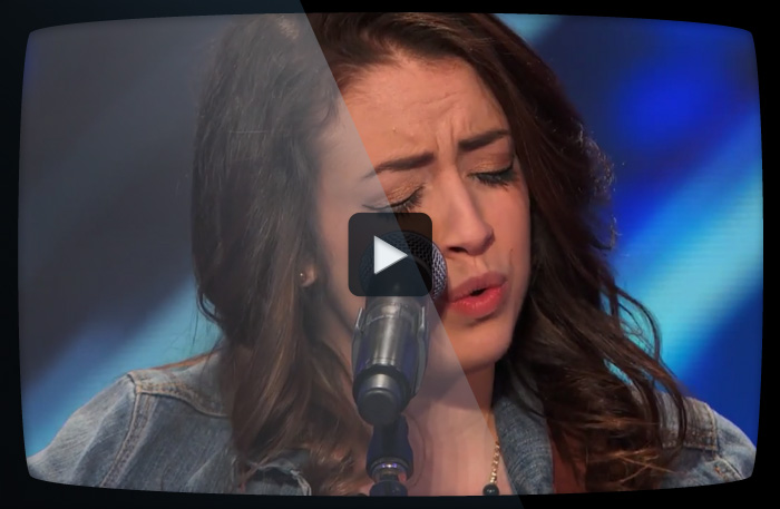 Årets kanske starkaste audition – se när Anna besegrar sin ångest med en grym version av Hallelujah