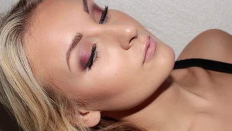 Hudexperten om finnar, mörka ringar och mirakelprodukter