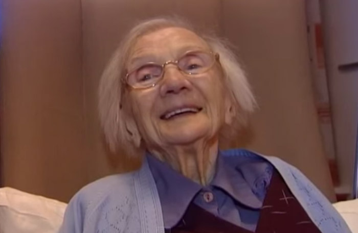 109-åriga Jessies tips för att leva länge: Ät gröt och undvik män