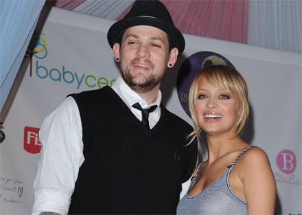 EXTRA: Nicole Richie fick en dotter