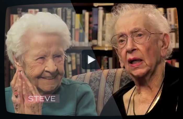 Se de här 100-åriga bästisarna prata om selfies, twerking & Justin Bieber