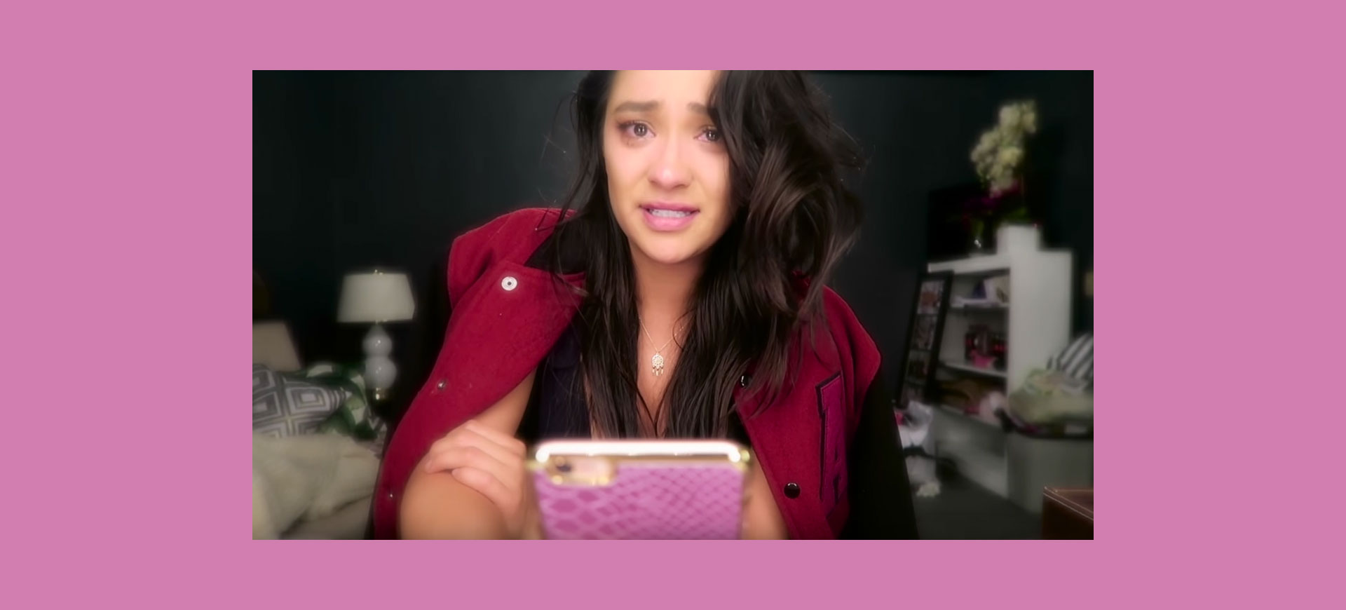 Se Pretty little liars-stjärnans tårfyllda farväl till serien
