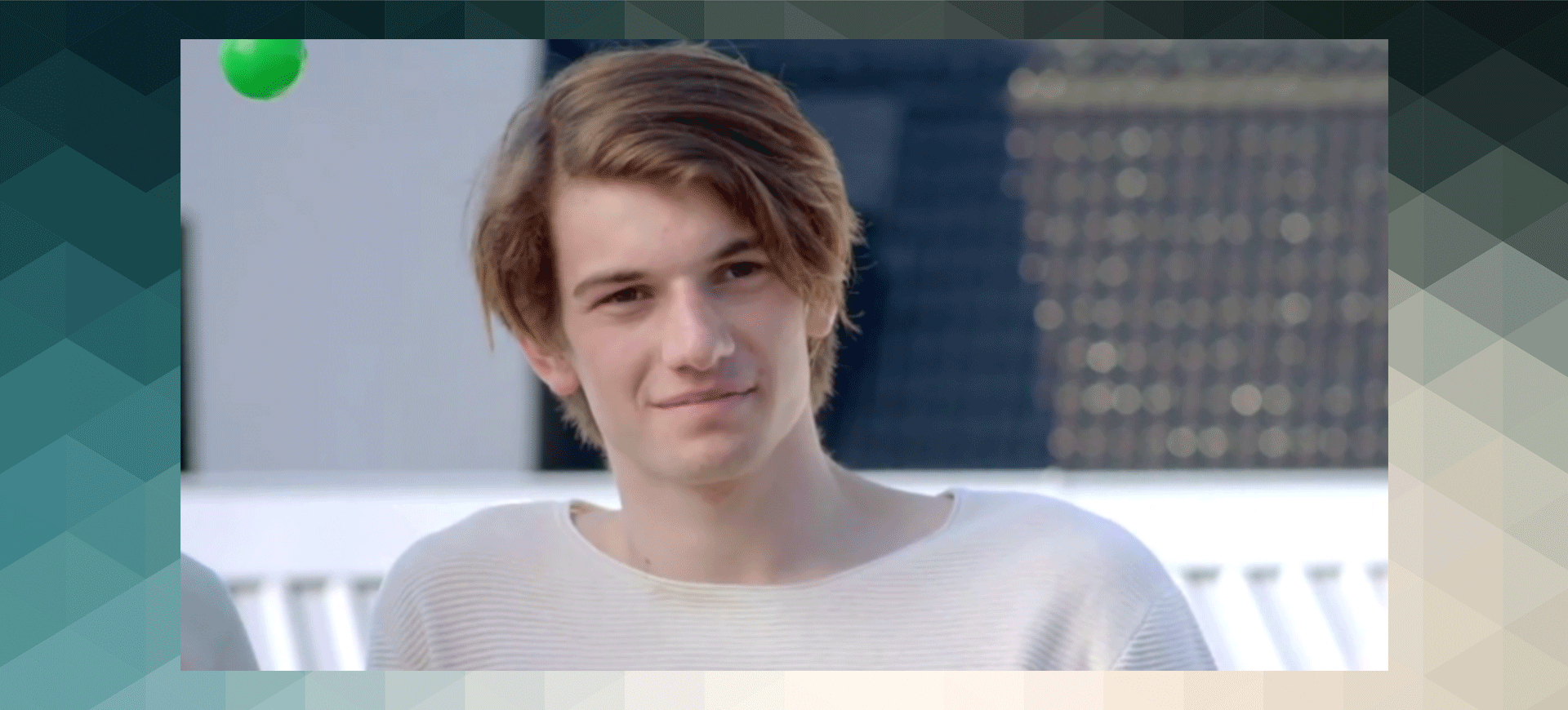 Skam-William satsar på karriär som DJ – här kan du se honom uppträda!