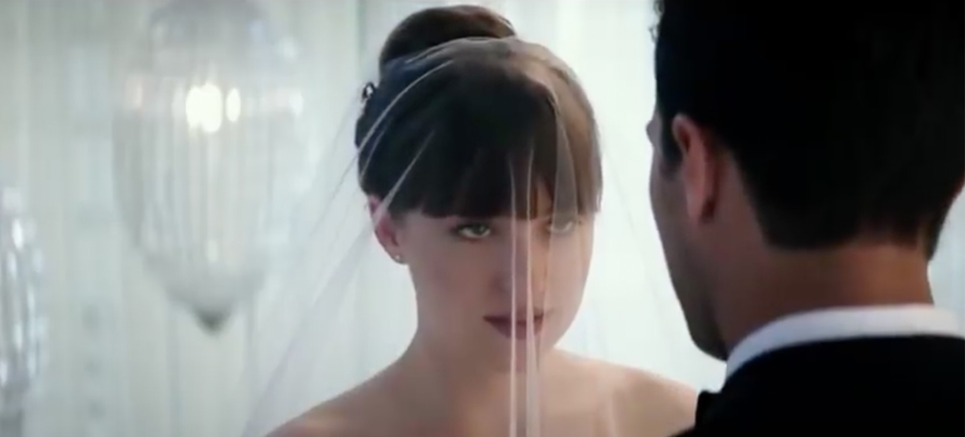 Nya trailern för Fifty Shades Freed är här (mycket drama väntar!)
