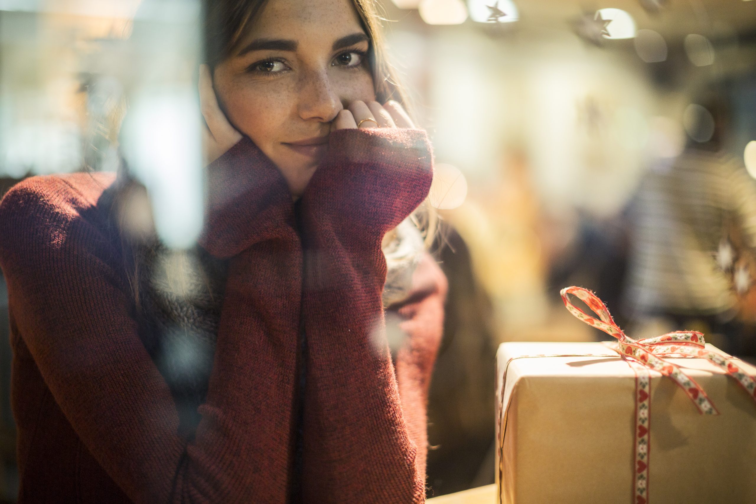 4 grymma tips för att hålla budgeten i julhetsen