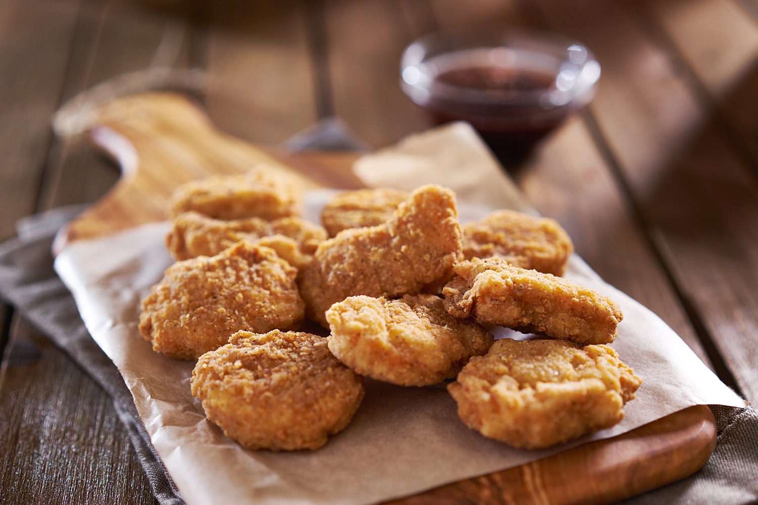 Älskar du chicken nuggets? Då är det här jobbet perfekt för dig!