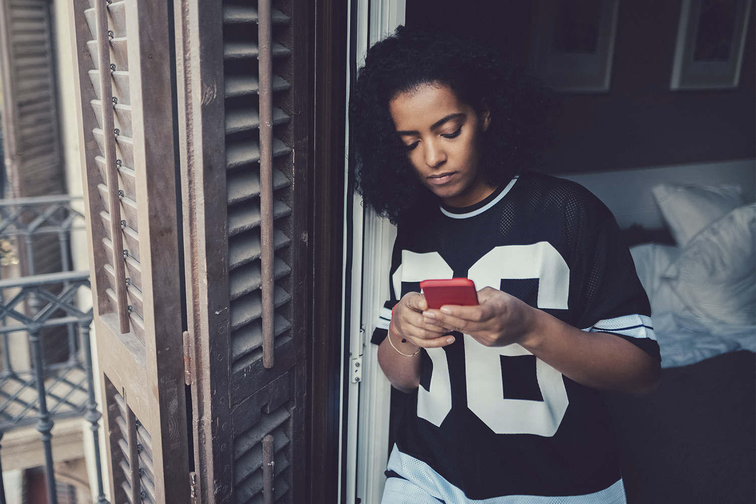 Guide: Så lätt avtaggar du dig i foton på Instagram
