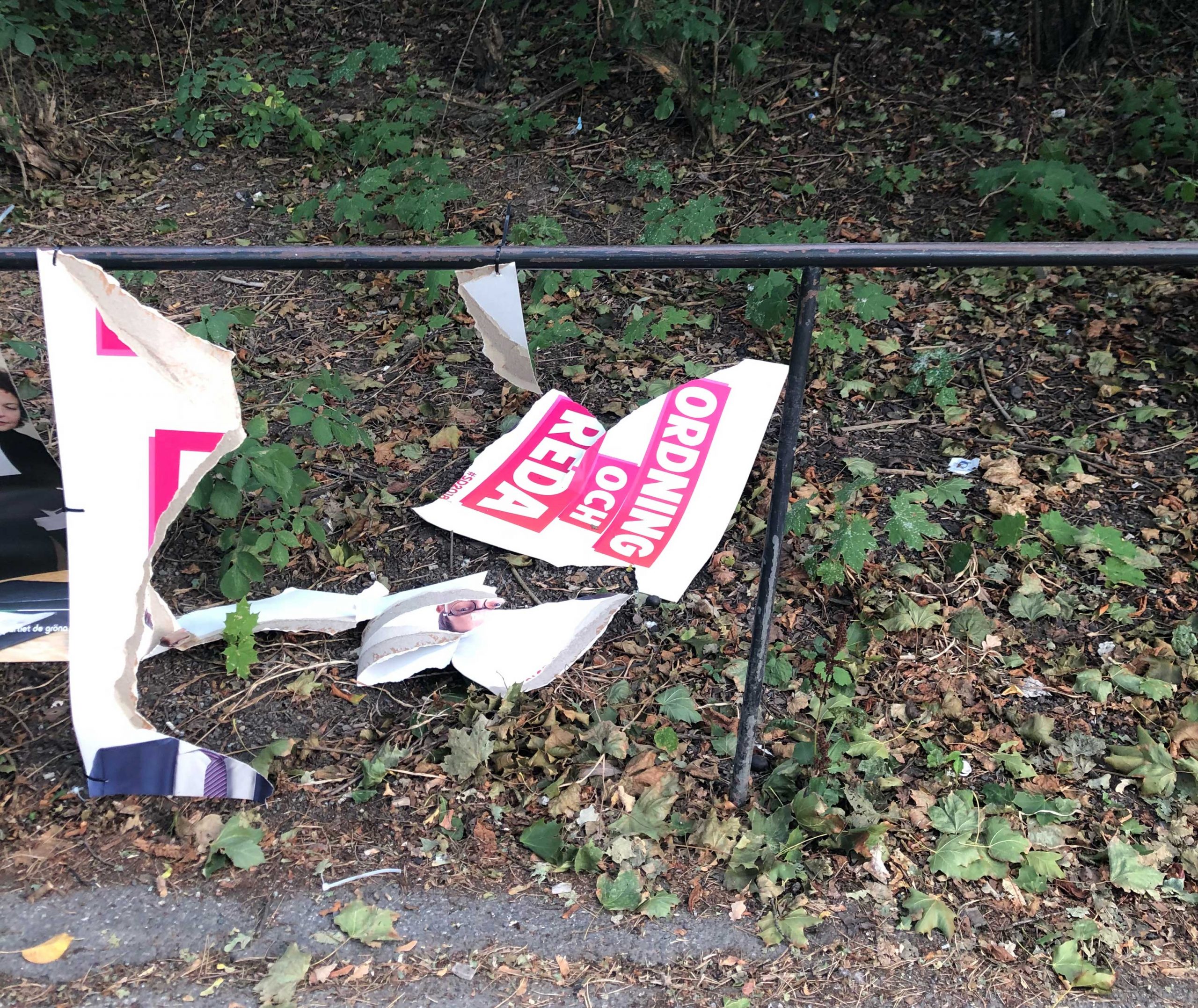 Hårda straff om du förstör en valaffisch – åklagaren svarar