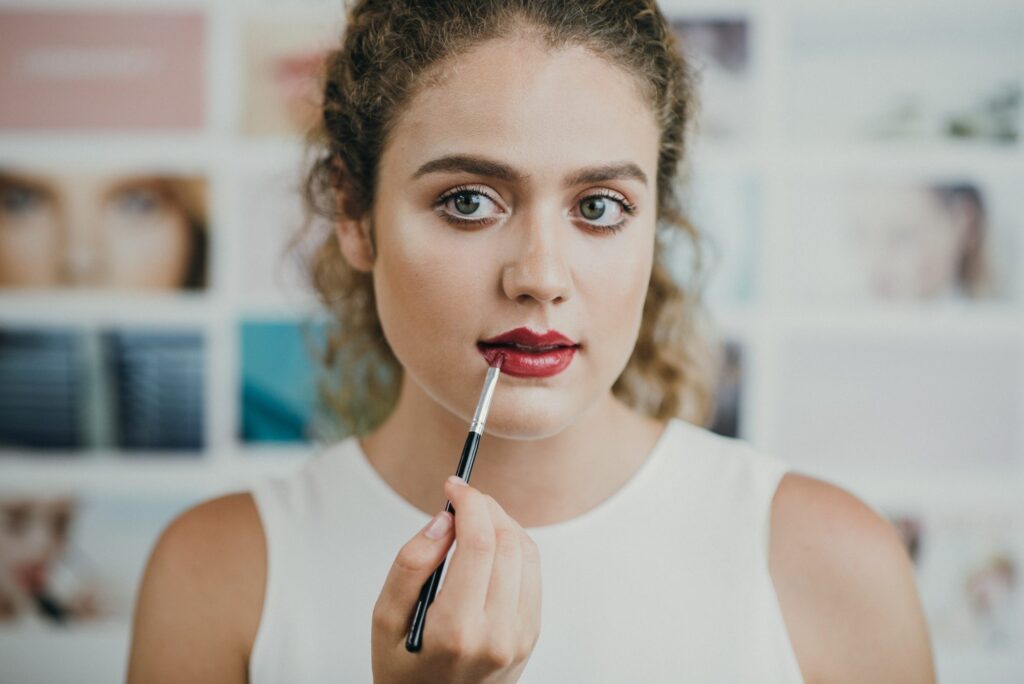 malvestida magazine fjUWDEWkw8U unsplash