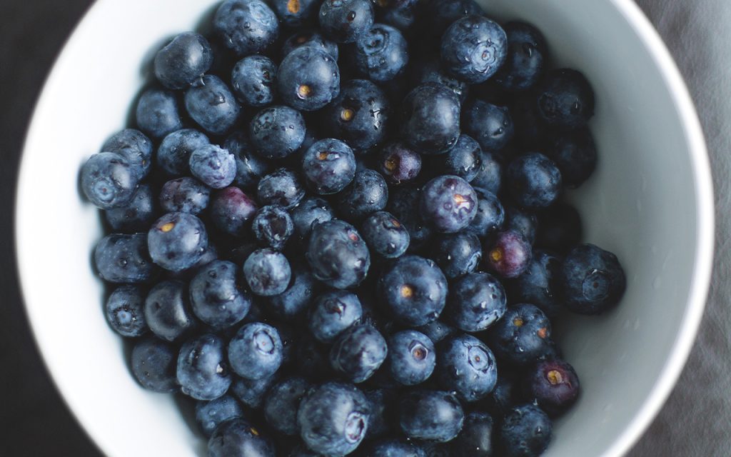 Recept på en knäckig blåbärspaj