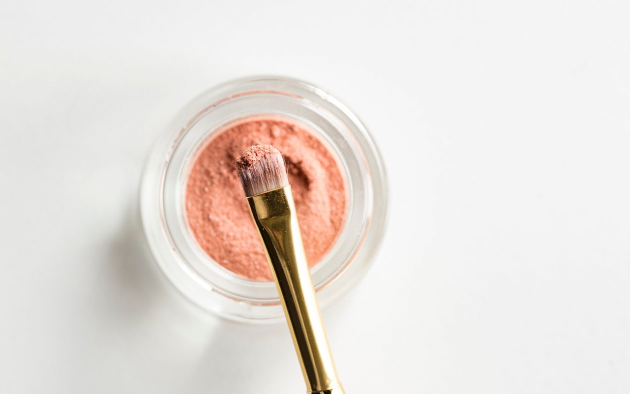 Instagram-kontot Estée Laundry granskar skönhetsbranschen