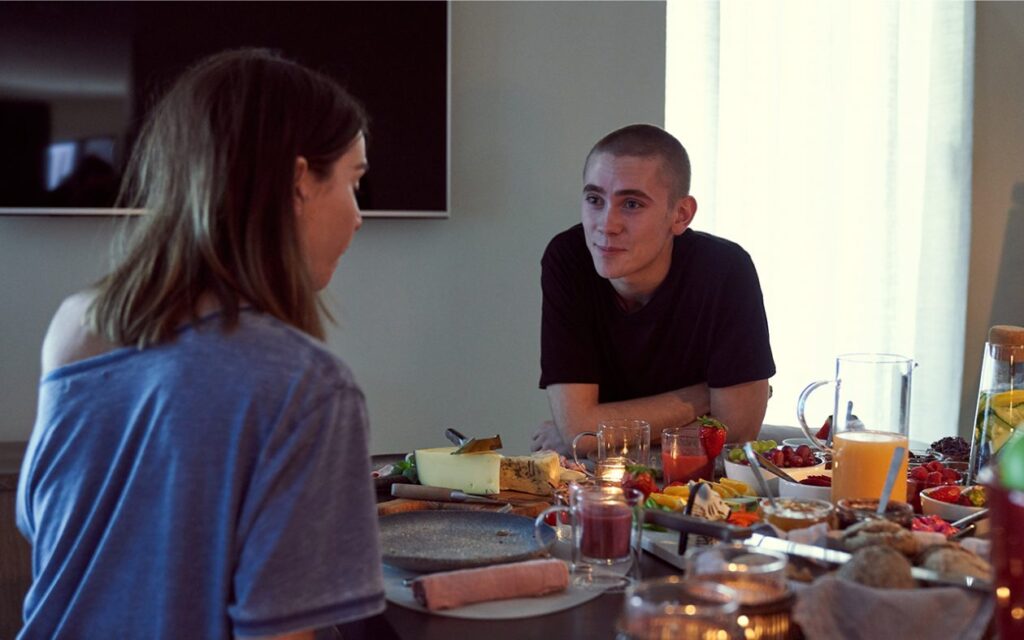 Felix Sandman aktuell i ny serie efter Störst av allt