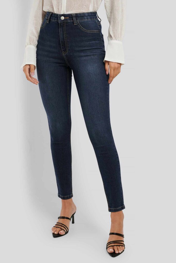 Skinny jeans med låtsasfickor