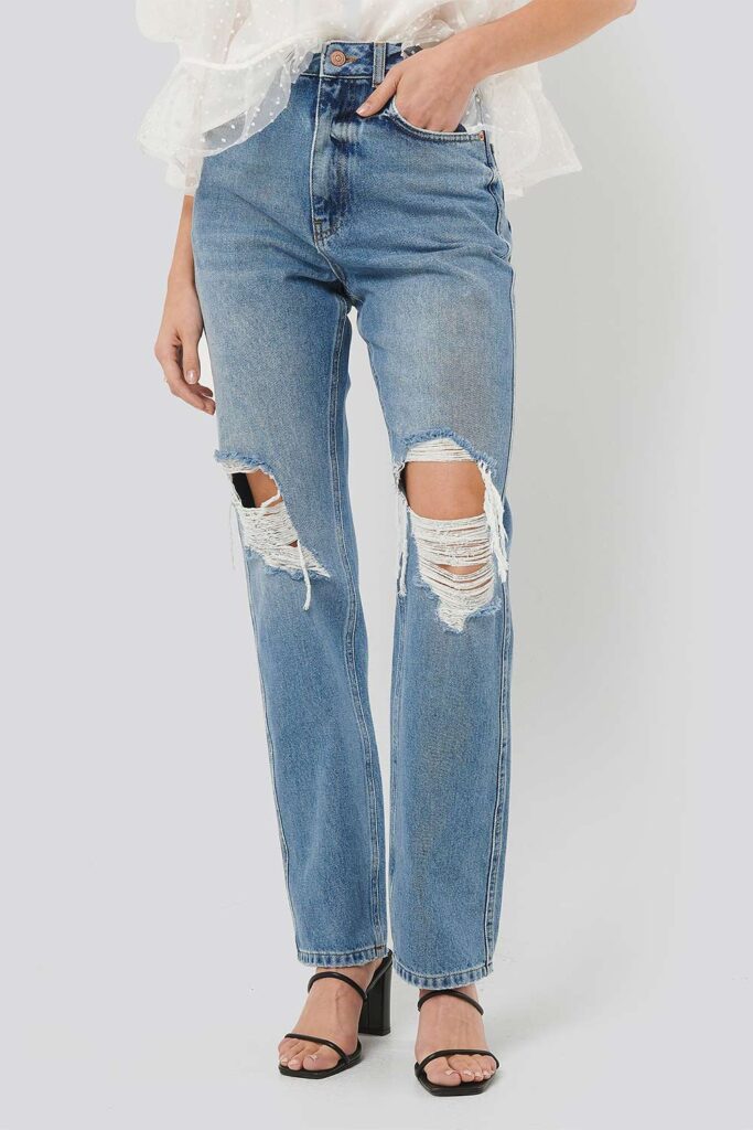 Blå ripped jeans