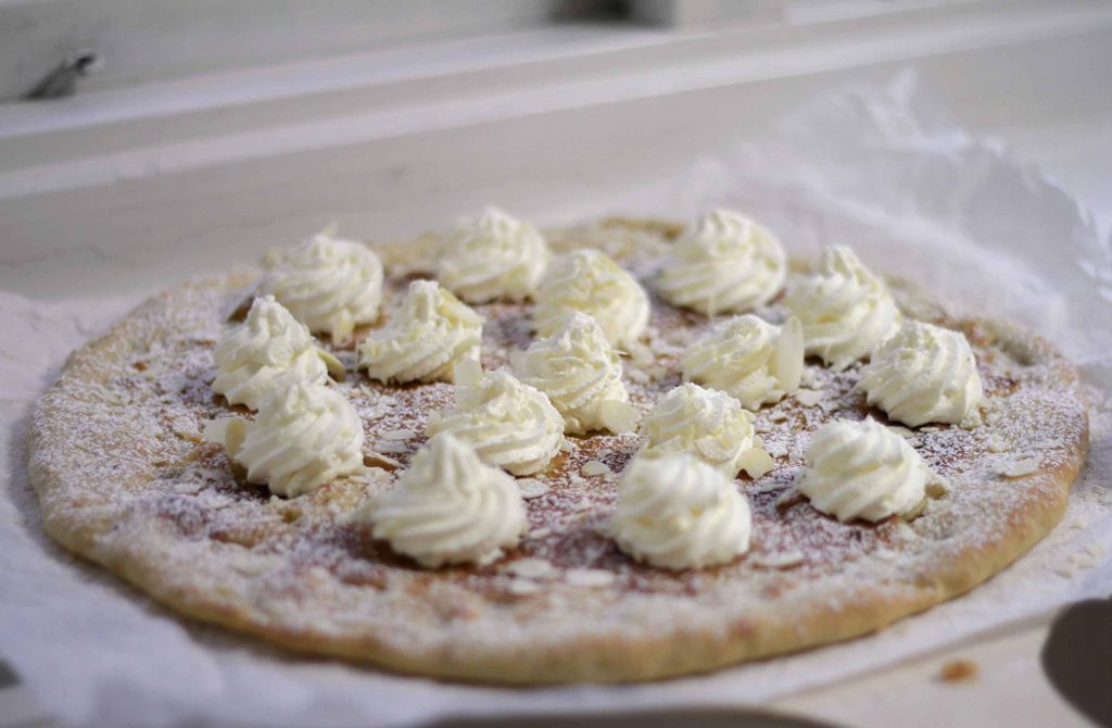 Recept på semlor, semmelpizza