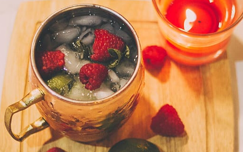 recept på drinken Moscow Mule med ginger ale och rom