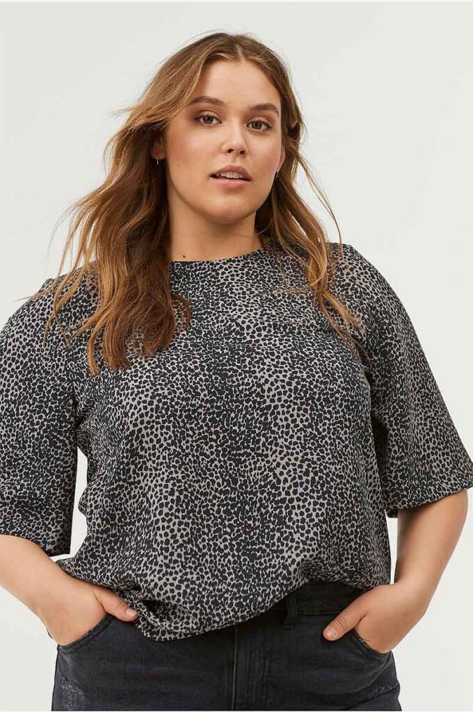 Blus i plus size fran Ellos