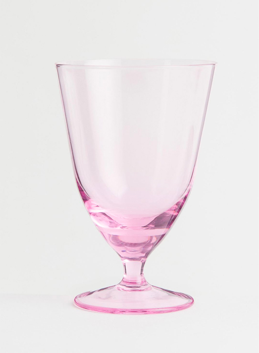 Vinglas i fin rosa färg
