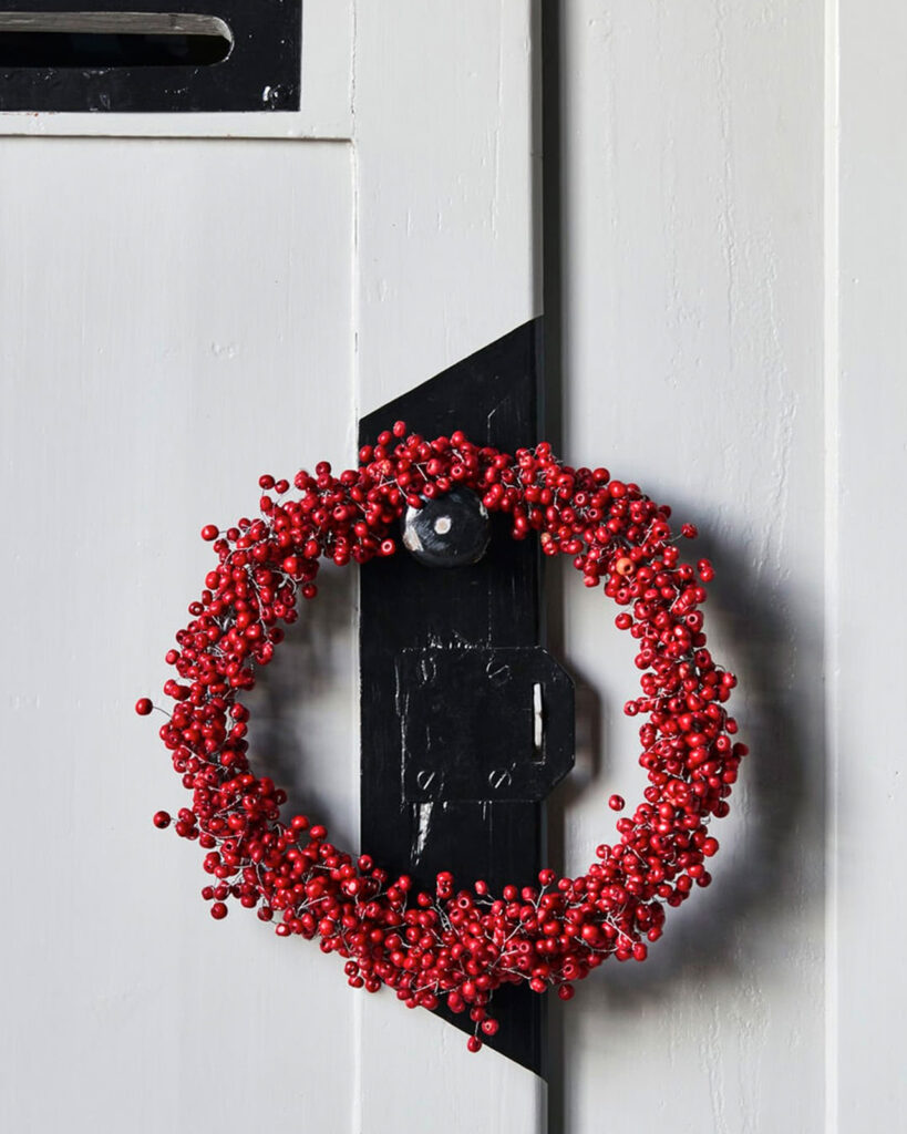 julkrans rod pa dorren