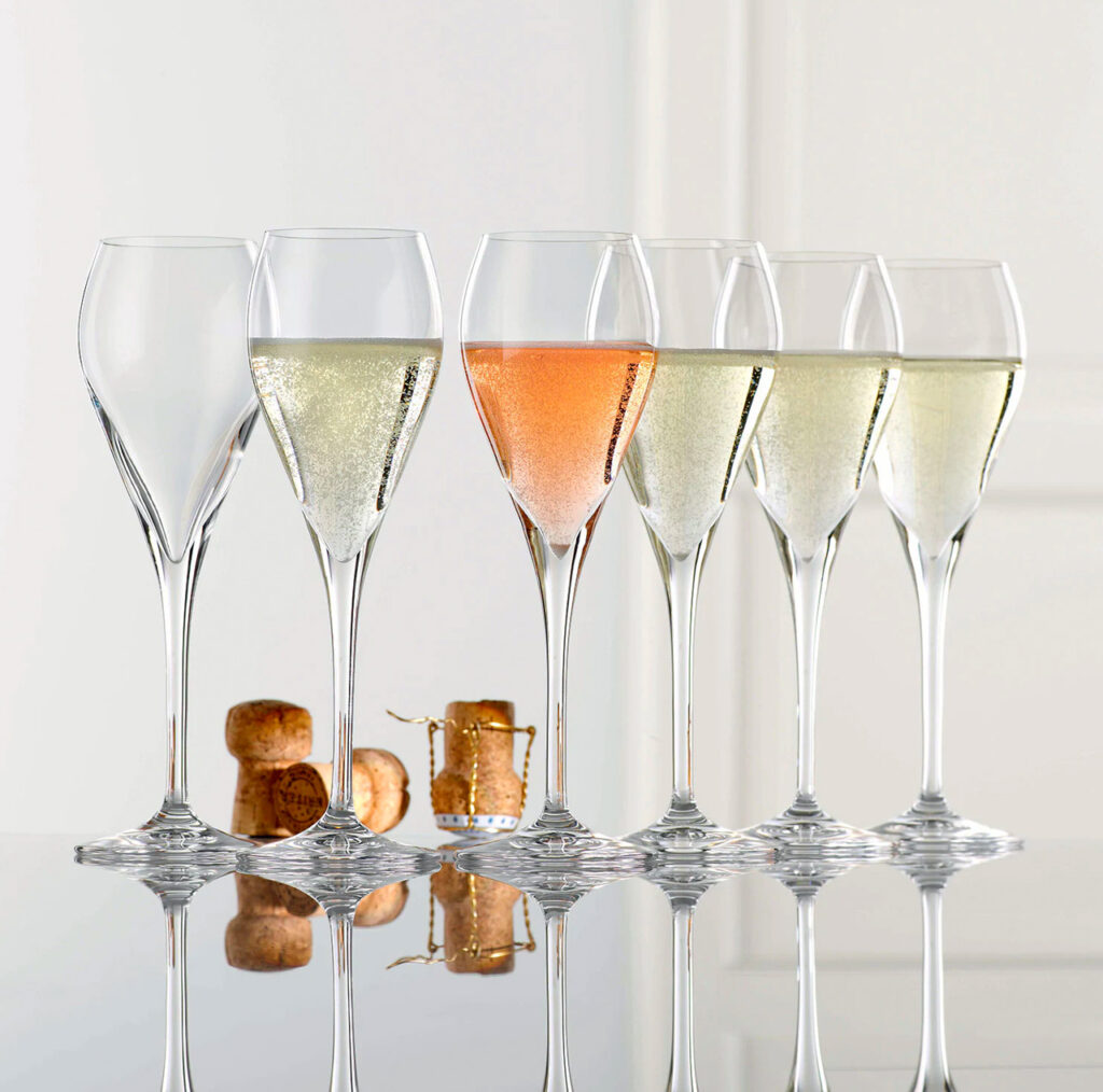 champagneglas och ishinkar fina