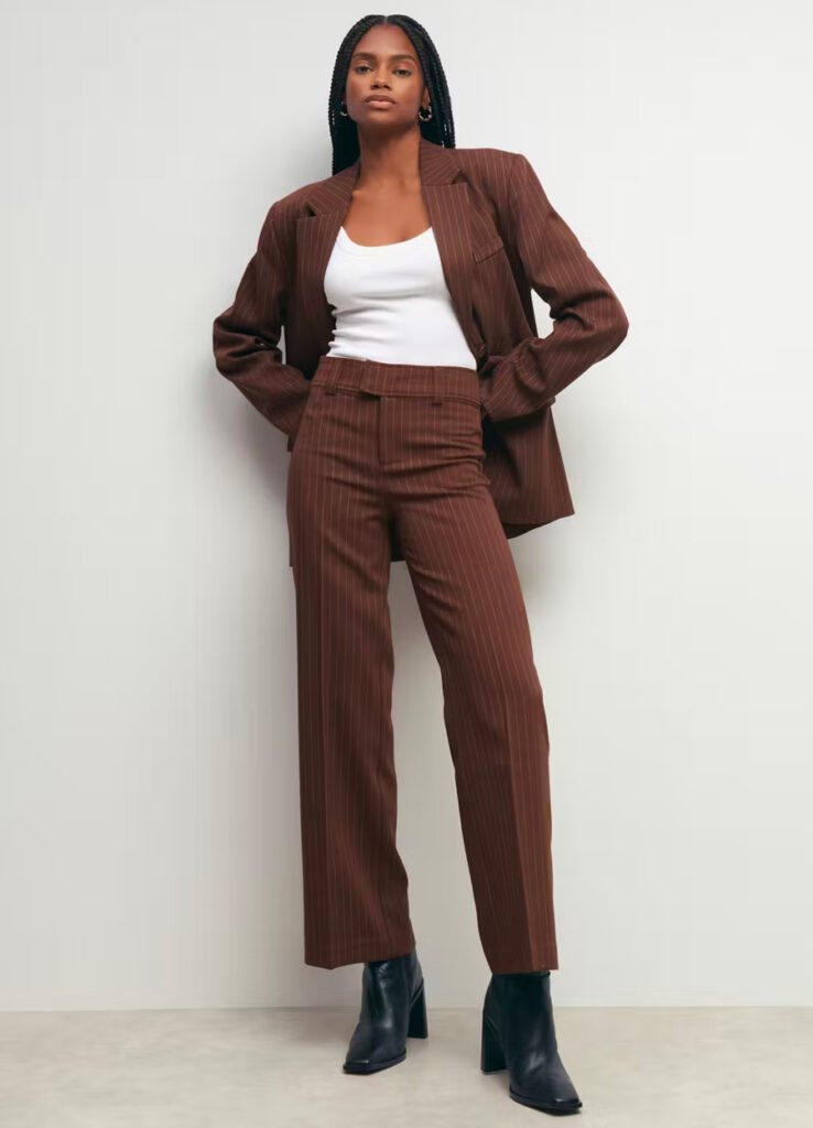 Kostymbyxor for dam bruna