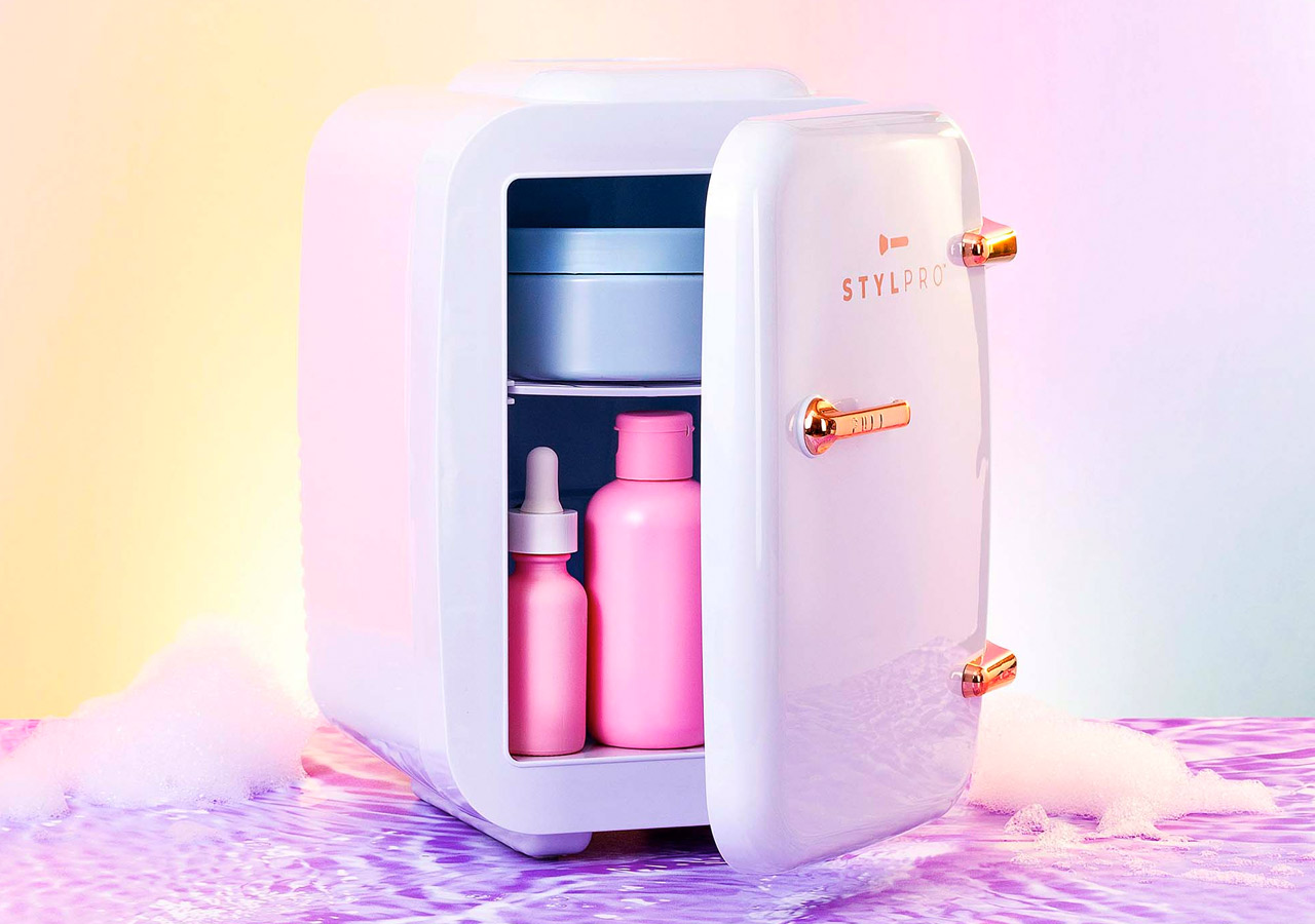 Därför ska du förvara dina skönhetsprodukter i en minikyl