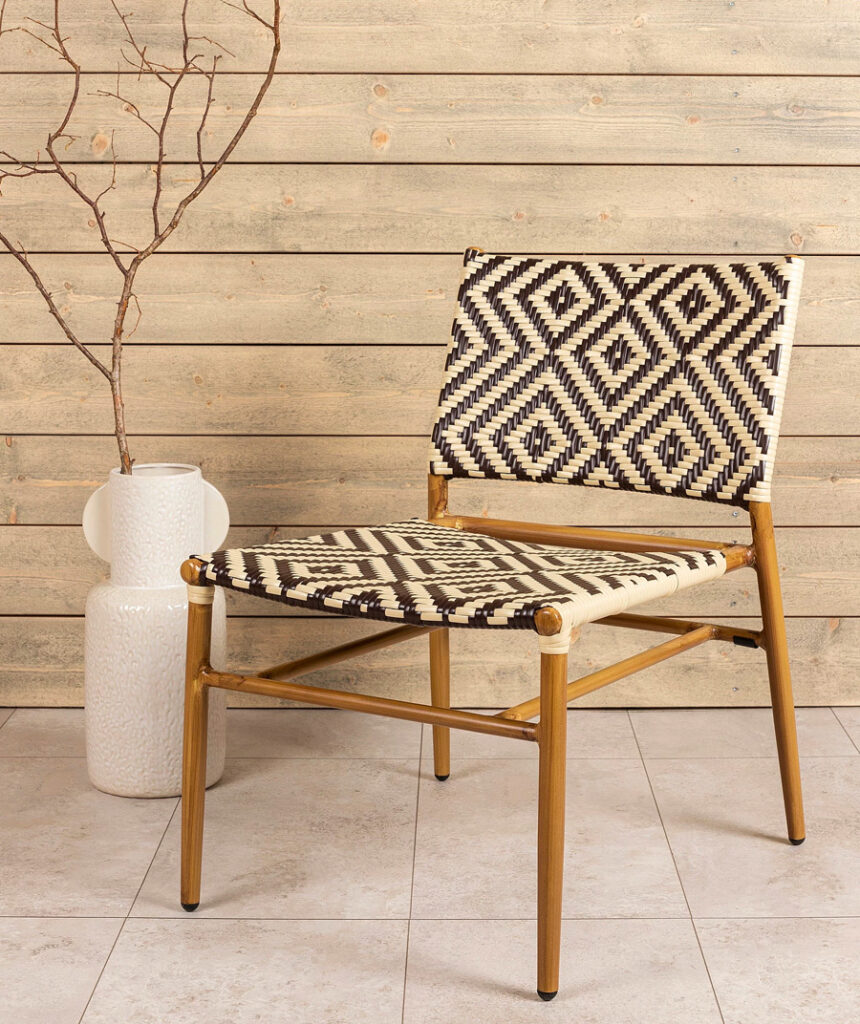 trastol utomhus rotting