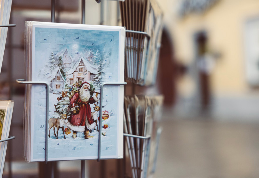 julkalender med godis choklad te och kaffe