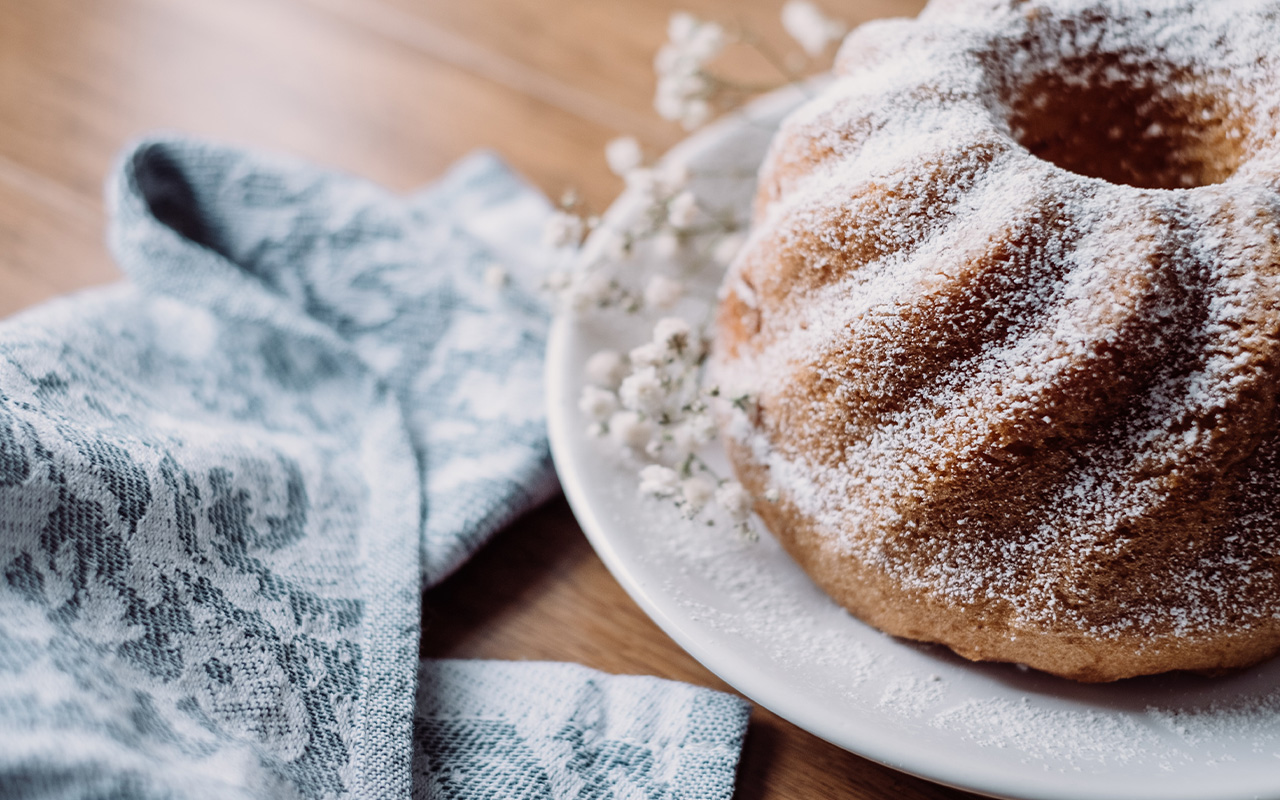 Så lyckas du med en saftig sockerkaka – 6 tips