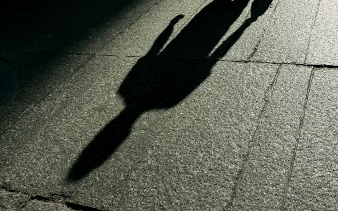 Två flickor gripna efter skjutning