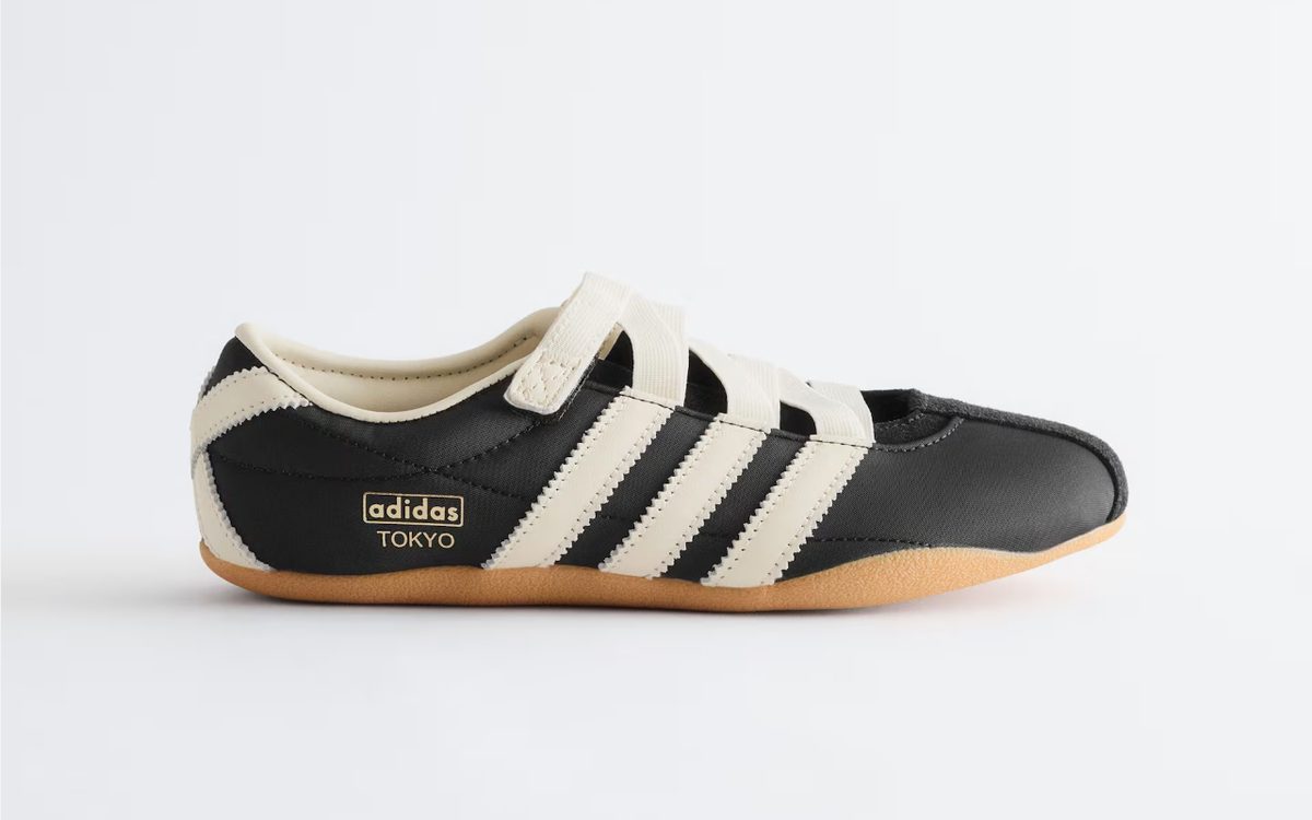 Svartvita Adidas Tokyo MJ sneakers med Mary Jane-rem för dam